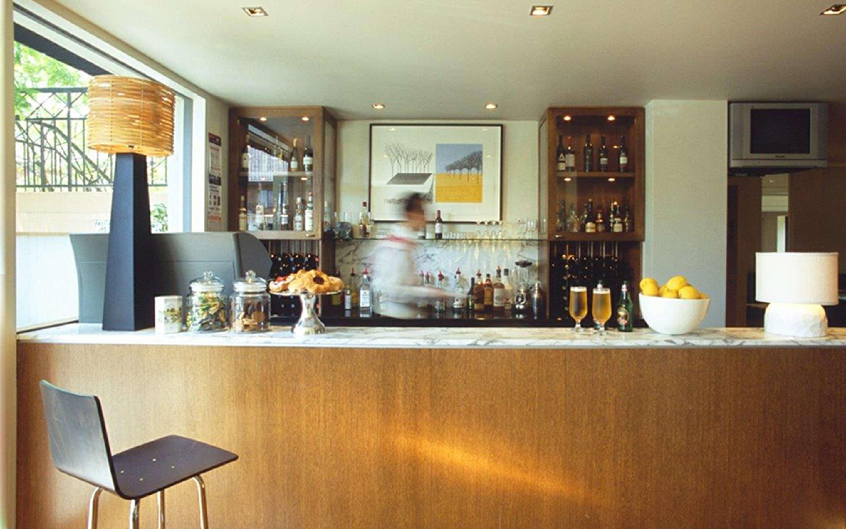 Best Western Plus The Tudor Box Hill Extérieur photo